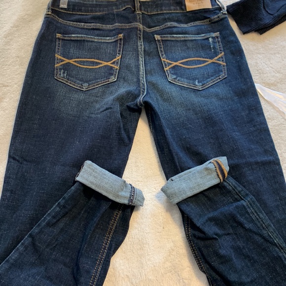 Abercrombie and Fitch Jeans - Picture 4 of 9